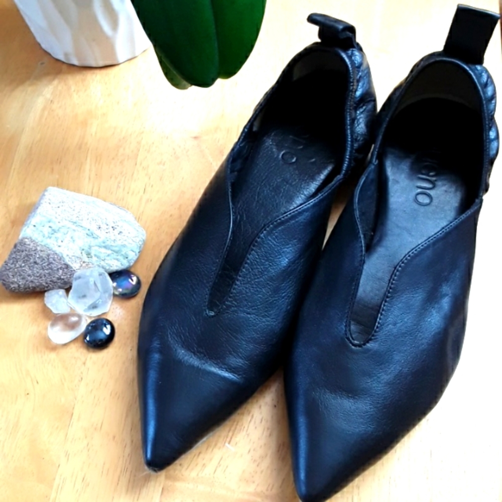 Bueno flats Size 39. Fits 8